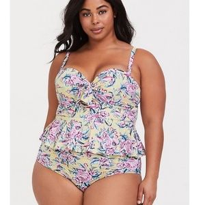 Torrid high waisted 2pc